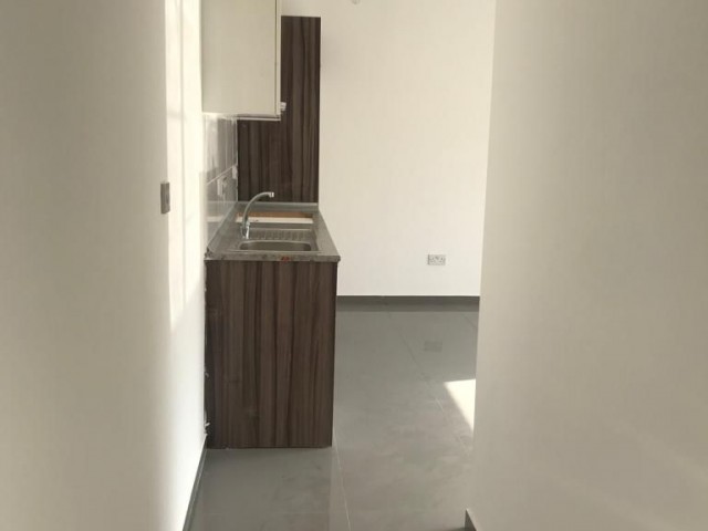 Flat For Sale in Yukarı Girne, Kyrenia