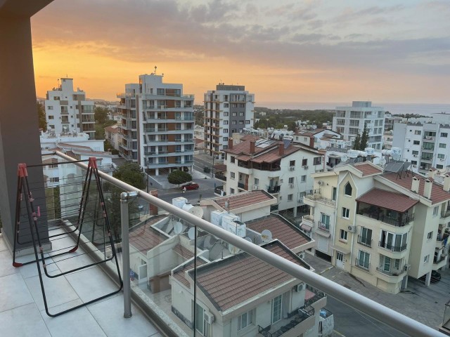 2+1 Penthouse zum Verkauf im Kyrenia Center