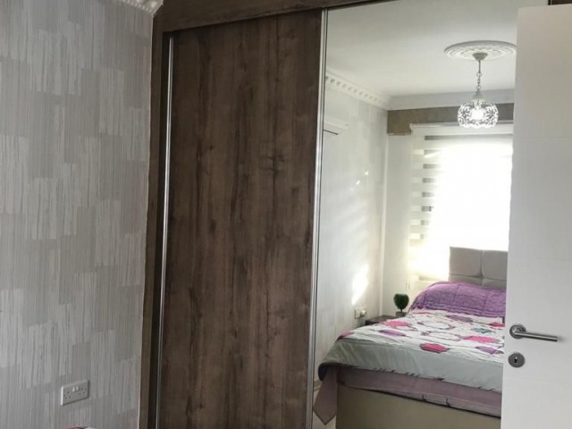 Girne Merkezde Satılık 2+1 Daire