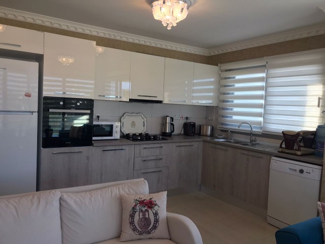 Flat For Sale in Aşağı Girne, Kyrenia