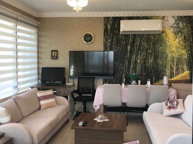 Girne Merkezde Satılık 2+1 Daire