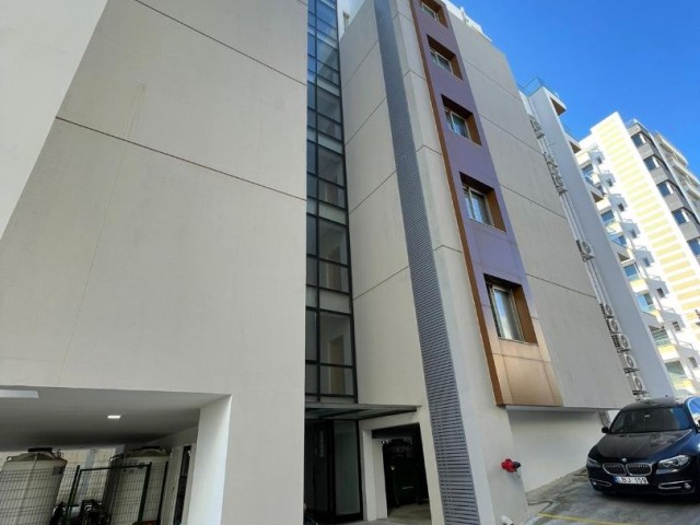 Flat For Sale in Aşağı Girne, Kyrenia