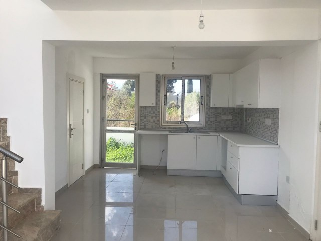 Flat For Sale in Karaoğlanoğlu, Kyrenia