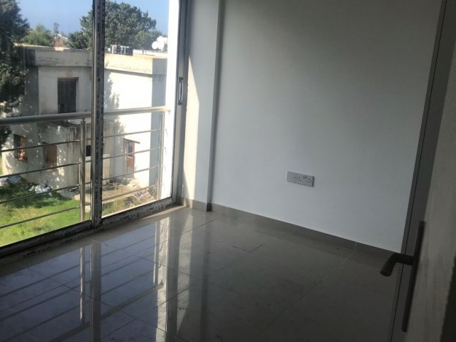 Flat For Sale in Karaoğlanoğlu, Kyrenia