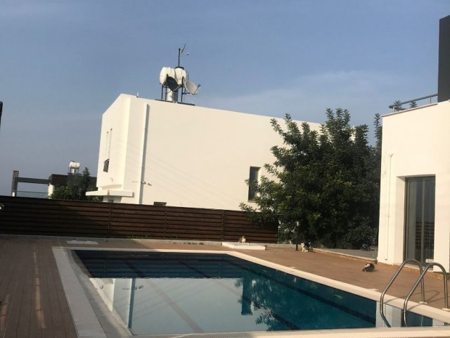 3+1 Villa für Miete in Catalkoy, Kyrenia