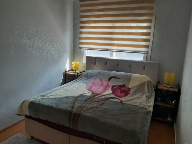 Zu verkaufen 2+1 Wohnung in Kyrenia Zentrum