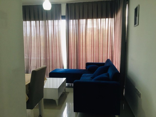 Girne Merkez Satılık 1+1 Daire , Ofis İzinli