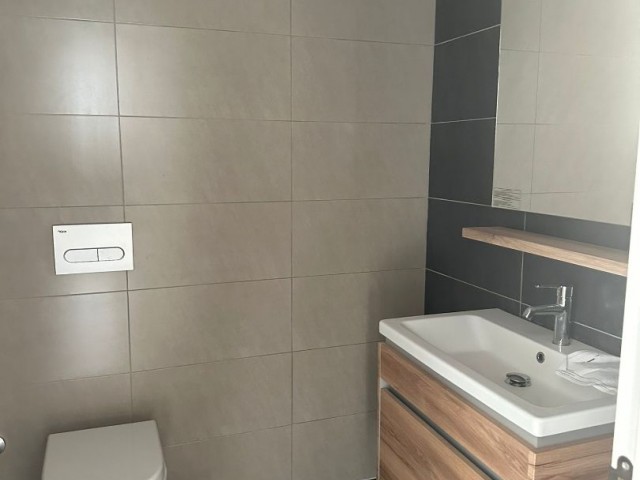 Zu verkaufen 2+1 Wohnung in Kyrenia Zentrum