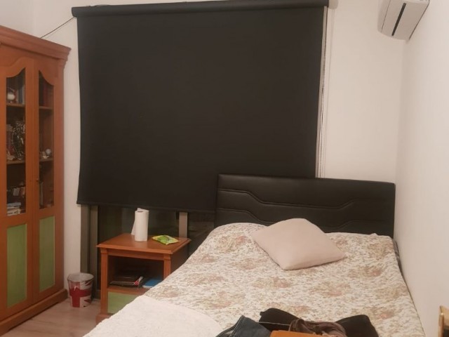 Zu verkaufen 3+1 Wohnung in Kyrenia Zentrum