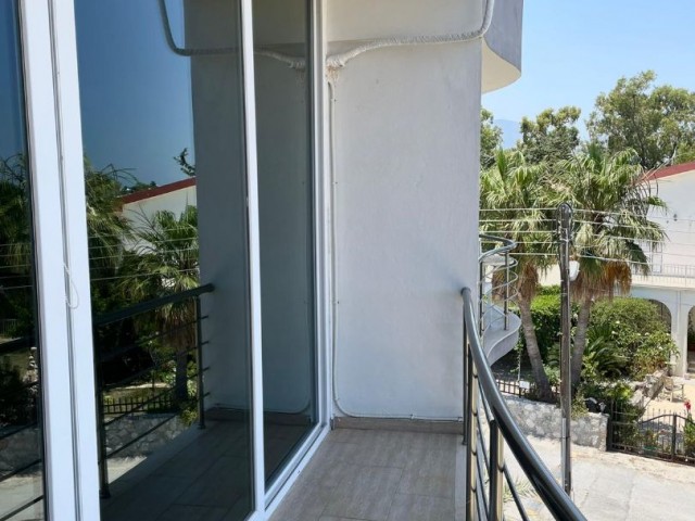 1+1 Wohnung zum Verkauf am Meer in Karaoğlanoğlu, Girne