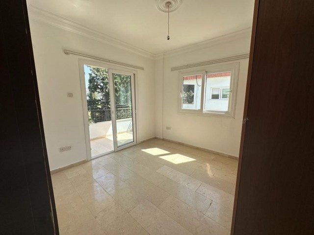 3+1 Flat For Sale In The Center Of Kyrenia