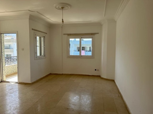 3+1 Flat For Sale In The Center Of Kyrenia