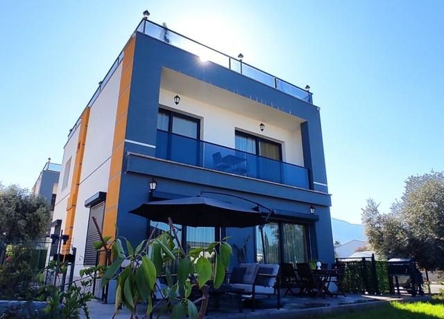 Girne Çatalköy de Satılık 3+1 Villa