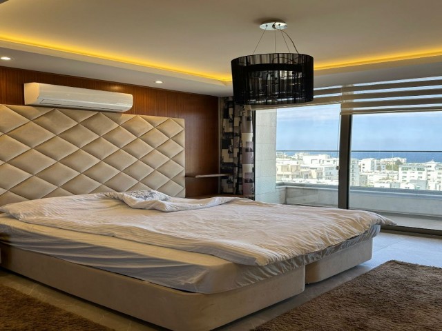 3+1 Penthouse for Rent in Kyrenia Center