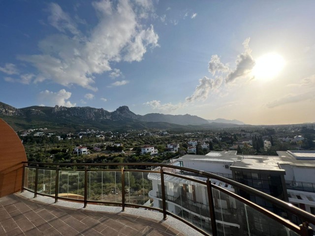 Penthouse Mieten in Girne Merkez, Kyrenia