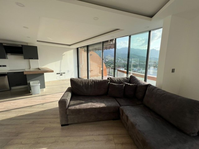 2+1 Penthouse For Rent In The Center Of Kyrenia