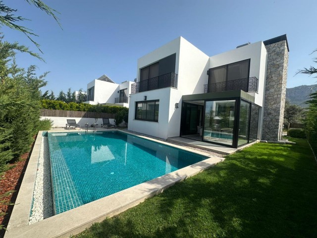 Villa mit privatem Pool zum Verkauf in Kyrenia Zeytinlik