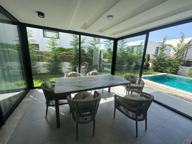 Villa mit privatem Pool zum Verkauf in Kyrenia Zeytinlik