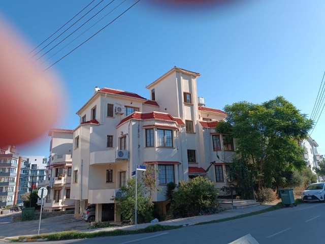 3+1 penthouse for rent in Kyrenia Center