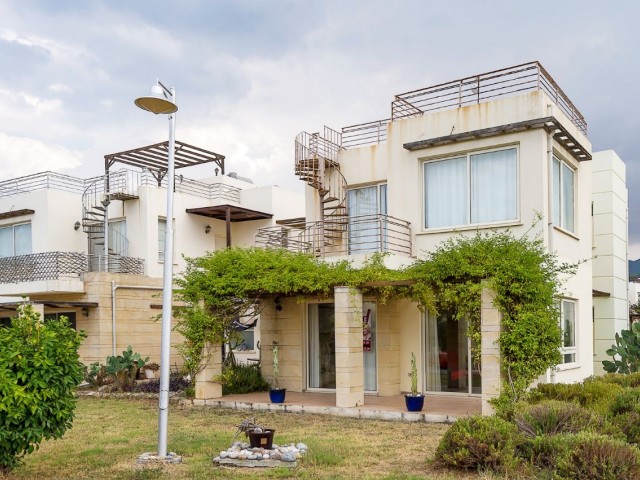 2+1 Haus zum Verkauf in Kyrenia