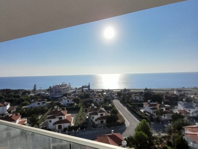 Flat for RENT with sea view in İskele Bogaz
