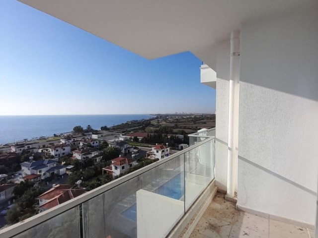 Flat for RENT with sea view in İskele Bogaz