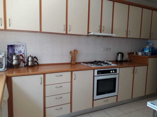 2 bedroom flat to rent in Kyrenia City Center