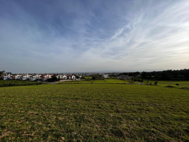 Grundstücke zum Verkauf in Kyrenia Bosphorus mit Landschaft, erhöht