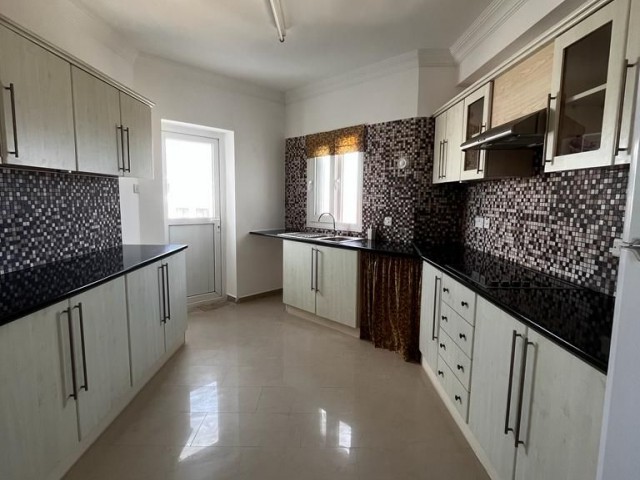 3+1 FLAT WITH STUNNING SEA VIEW FOR SALE - GİRNE ESENTEPE