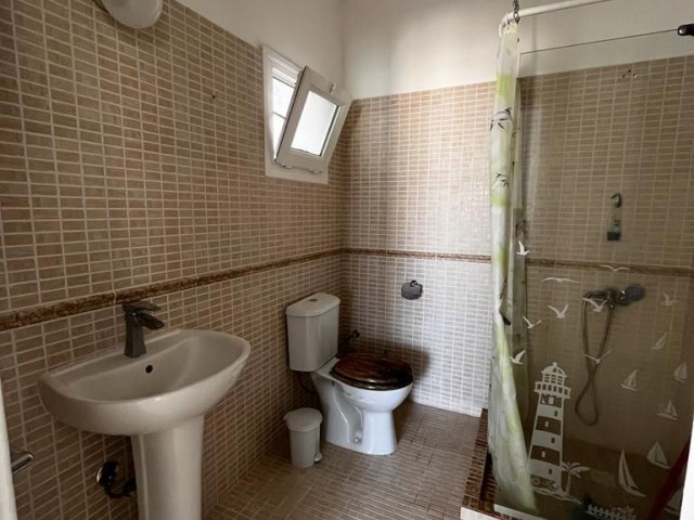 SATILIK MUHTEŞEM DENİZ MANZARALI 3+1 DAİRE - GİRNE ESENTEPE