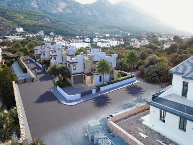 Villa mit Dachterrasse und Meerblick zum Verkauf in Lapta