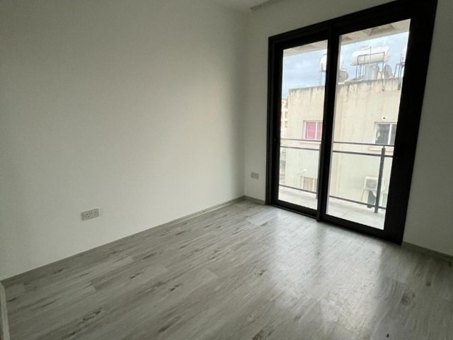 آپارتمان با کیفیت لوکس برای فروش در منطقه وزارت و ادارات دولتی نیکوزیا