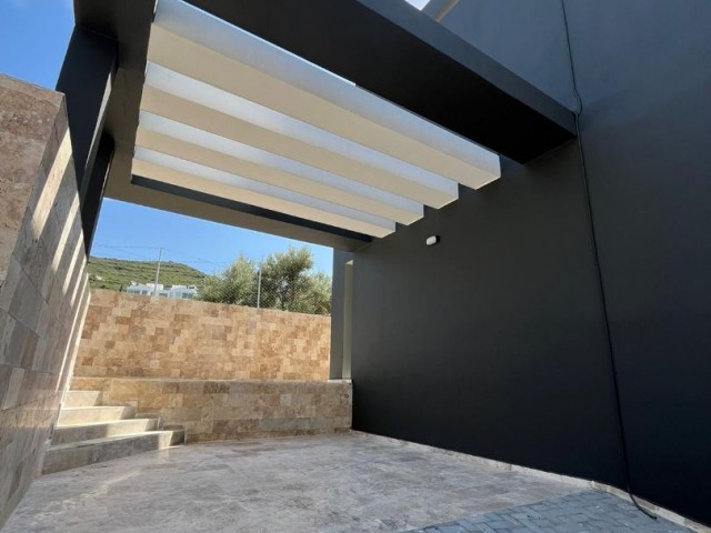 5+1 Super Luxury Villa for Rent in Kyrenia Alsancak