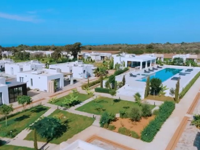 Holiday House for Sale in a Luxury Site with Shared Pool