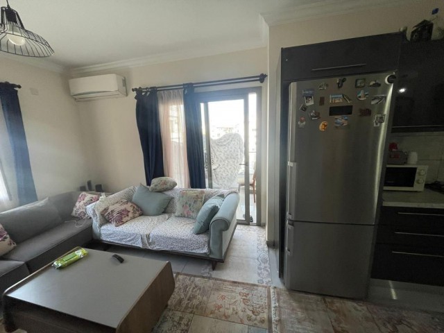 Flat For Sale in Yukarı Girne, Kyrenia