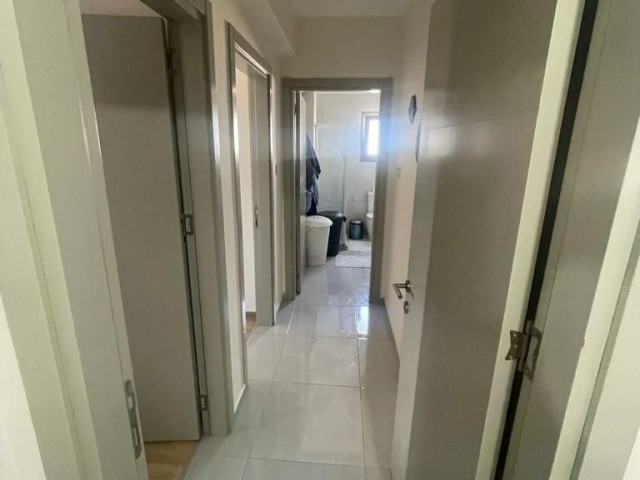 Flat For Sale in Yukarı Girne, Kyrenia