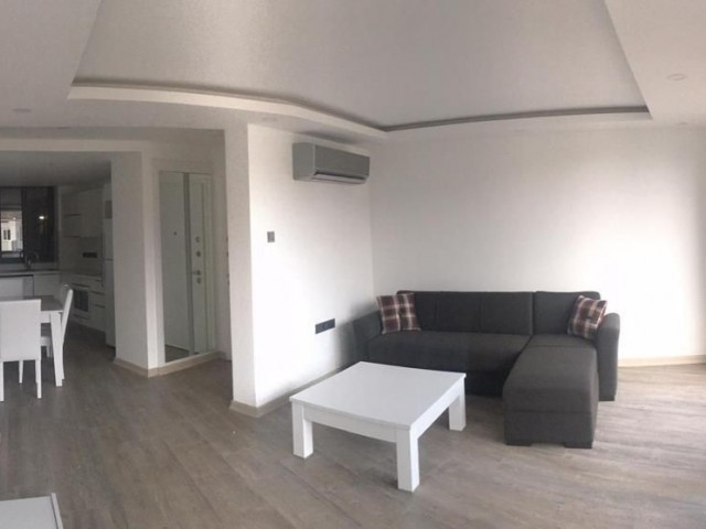 Flat For Sale in Yukarı Girne, Kyrenia