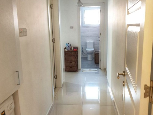 120m2 2+1 Girne Merkezde Havuzlu Lüks Daire