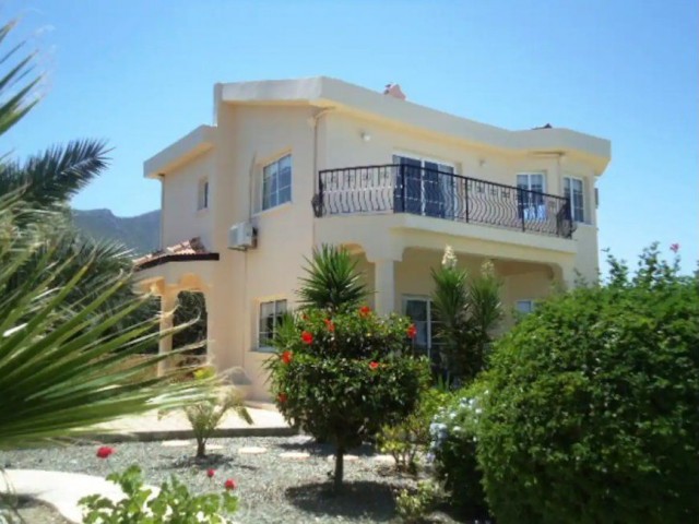 DO NOT MISS THIS OPPORTUNITY --- AMAZING Villa for the Price of 1400m2 Land -