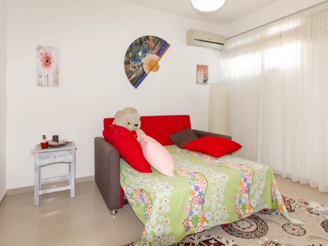 Kyrenia Esentepe 3+1 penthouse for sale 