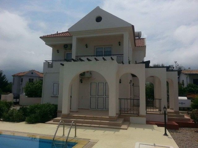 2 Minutes Away From Merit Park and Kervansaray Beach - 4+1 Super Villa with Heating