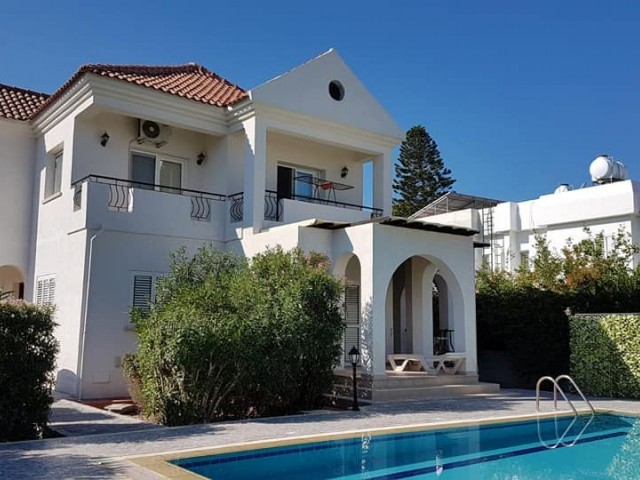 2 Minutes Away From Merit Park and Kervansaray Beach - 4+1 Super Villa with Heating