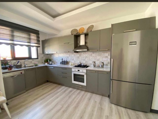 Fully furnished 2+1 for sale in Kyrenia Ozanköy area