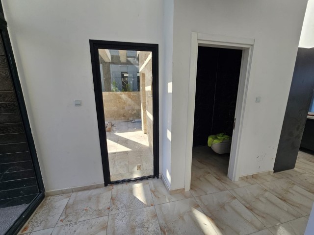 Flat for sale 4+1 Alsancak