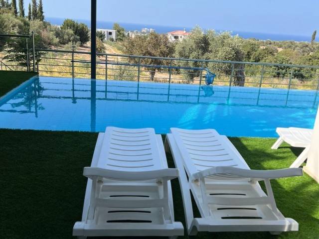 3+1 villa with sea and mountain views for sale in Kyrenia Ozanköy region