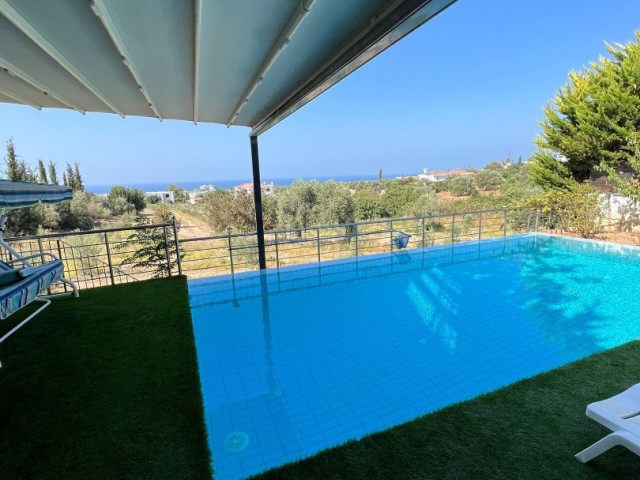 3+1 villa with sea and mountain views for sale in Kyrenia Ozanköy region