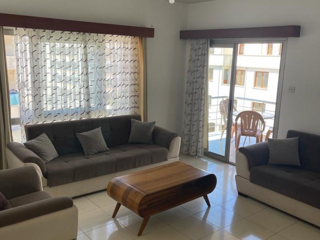 2+1 flat for rent in Kyrenia center