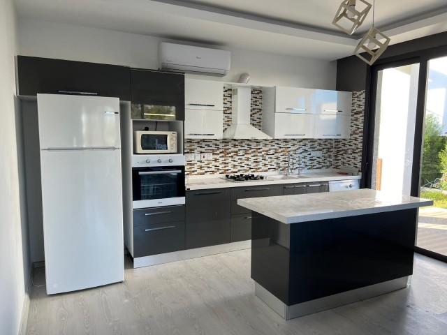 5+1 luxury villa for rent in Kyrenia Ozanköy