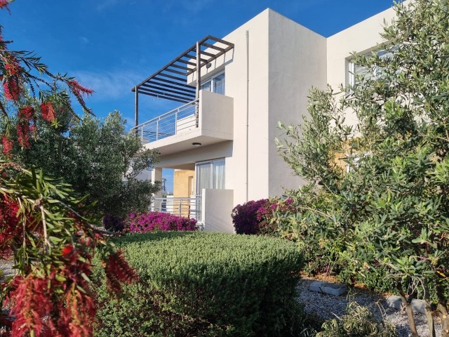 1+1 flat with sea view for sale in Kyrenia Esentepe region