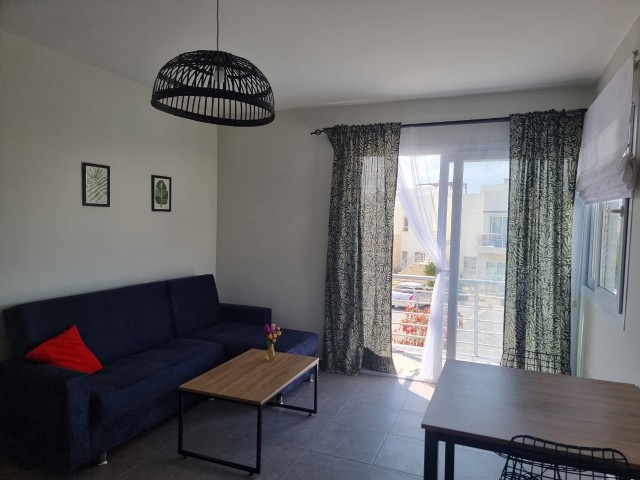 آپارتمان 1+1 با منظره دریا برای فروش در منطقه گیرنه اسنتپه